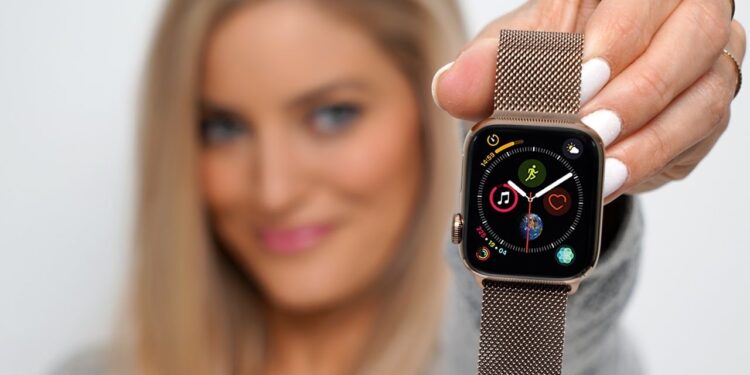 Luxium Smart Watch